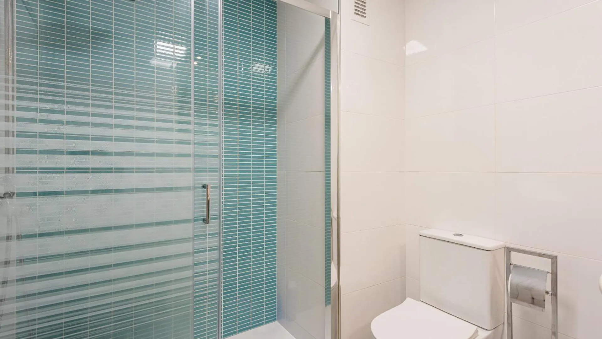 Maria Zambrano Malaga Apartment 0*,